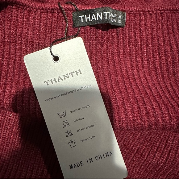 Thanth - Backless Sweater Dress - Picture 8 of 8